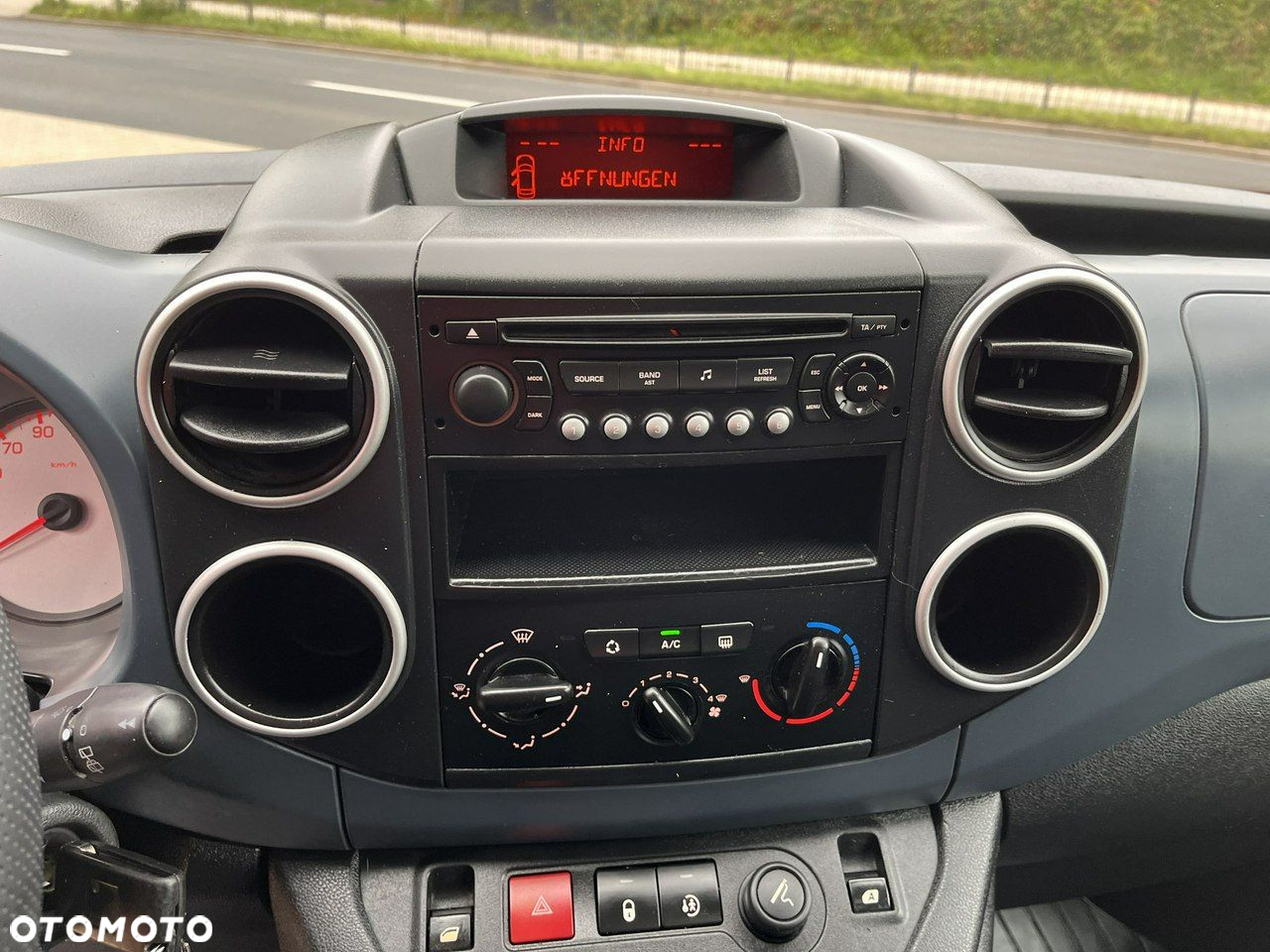 Peugeot Partner Tepee HDi FAP 110 Family - 14