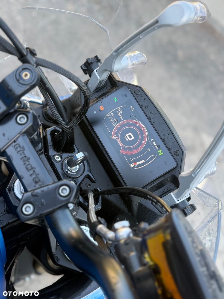 CFMoto 650 MT - 13