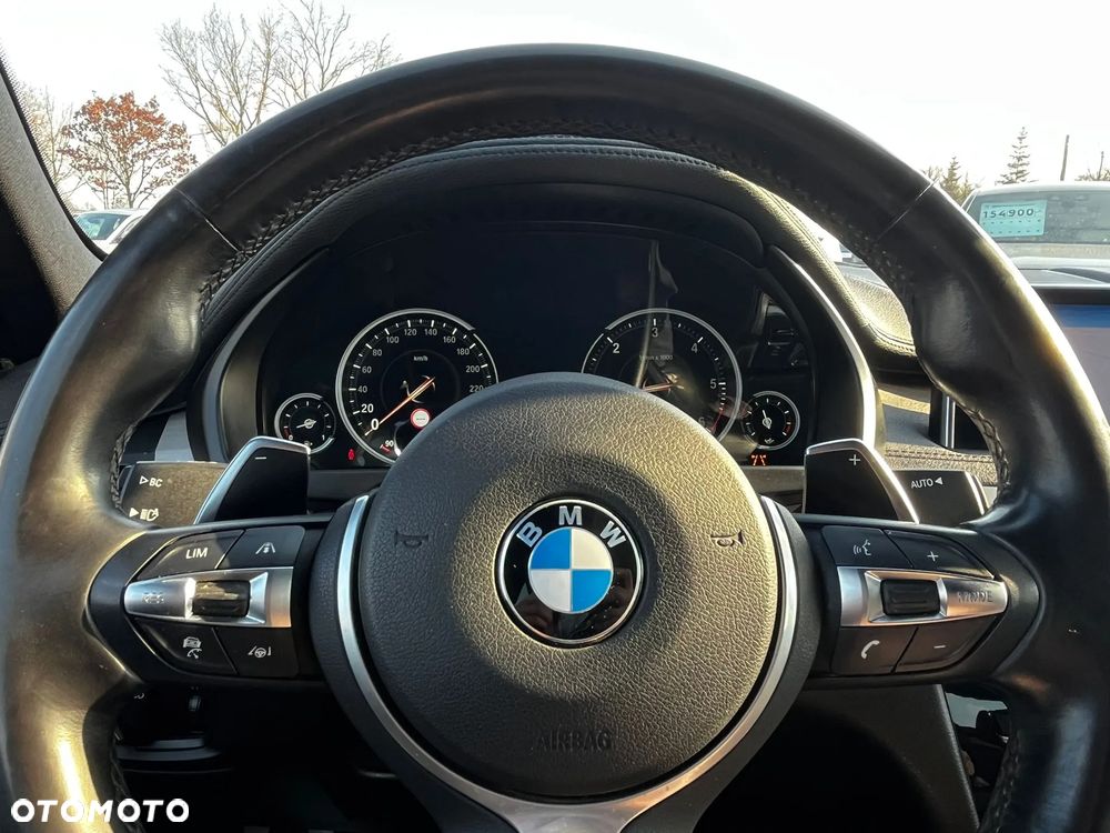 BMW X6 xDrive40d - 16