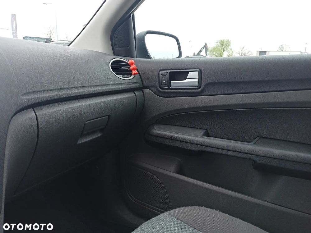 Ford Focus - 12