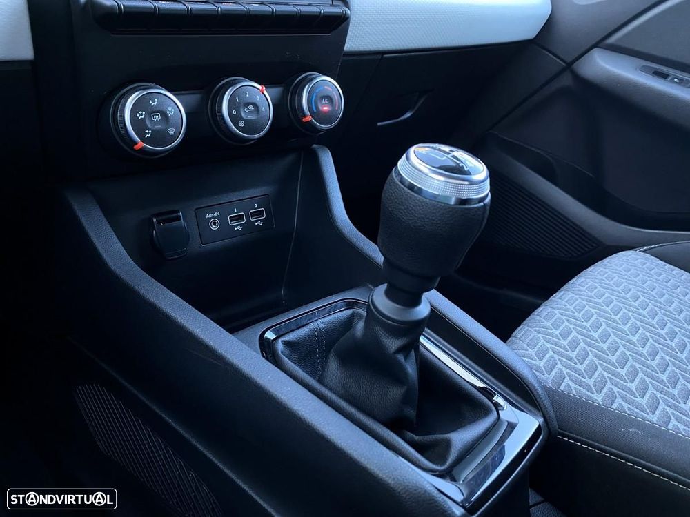 Renault Clio 1.0 TCe Evolution - 14