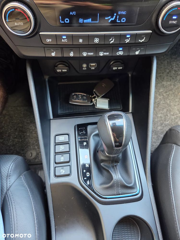 Hyundai Tucson blue 1.6 CRDi 2WD DCT Advantage+ - 23