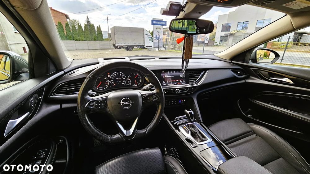 Opel Insignia 2.0 Exclusive - 17