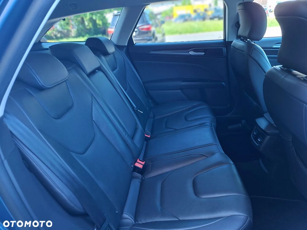 Ford Mondeo - 17
