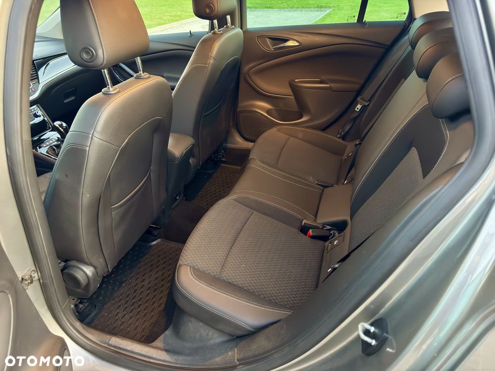 Opel Astra 1.4 T Elite - 20