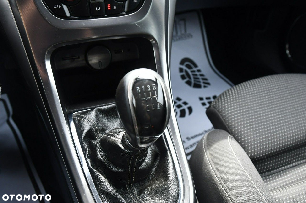 Opel Astra - 26