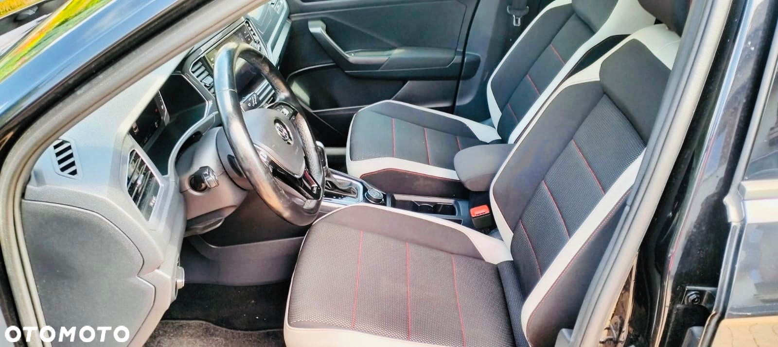 Volkswagen T-Roc 2.0 TDI SCR 4MOTION DSG Sport - 13