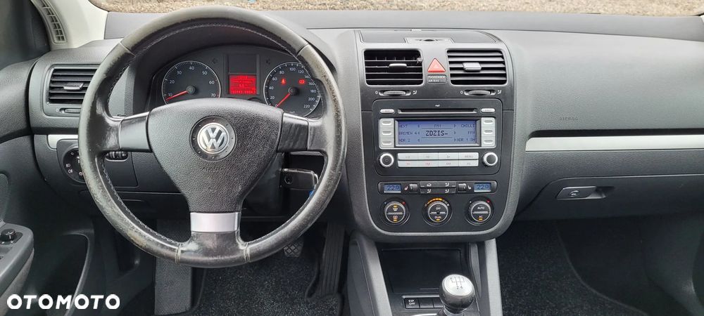 Volkswagen Golf 1.4 Team - 13