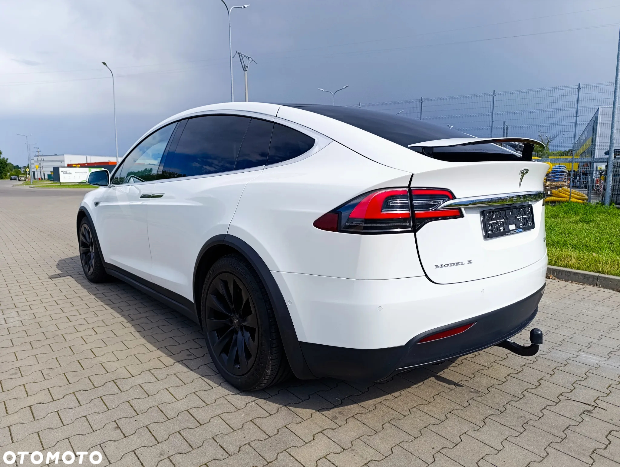 Tesla Model X Performance - 18