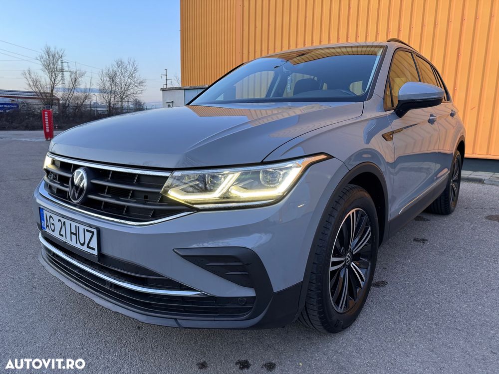 Volkswagen Tiguan 2.0 TDI SCR DSG R-Line - 14