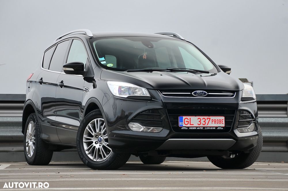 Ford Kuga 2.0 TDCi 4x4 Aut. Titanium - 2