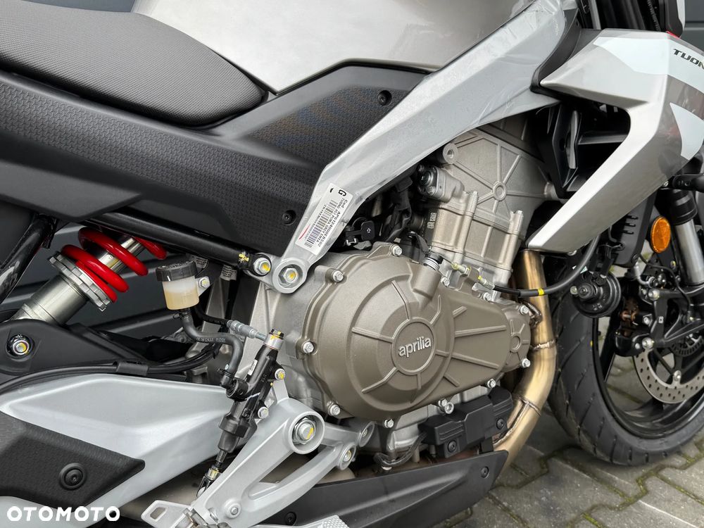 Aprilia Tuono - 5