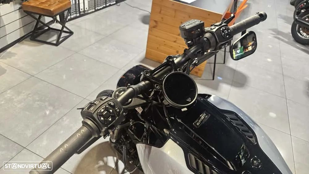 Harley-Davidson SV LiveWire Alpinista - 6