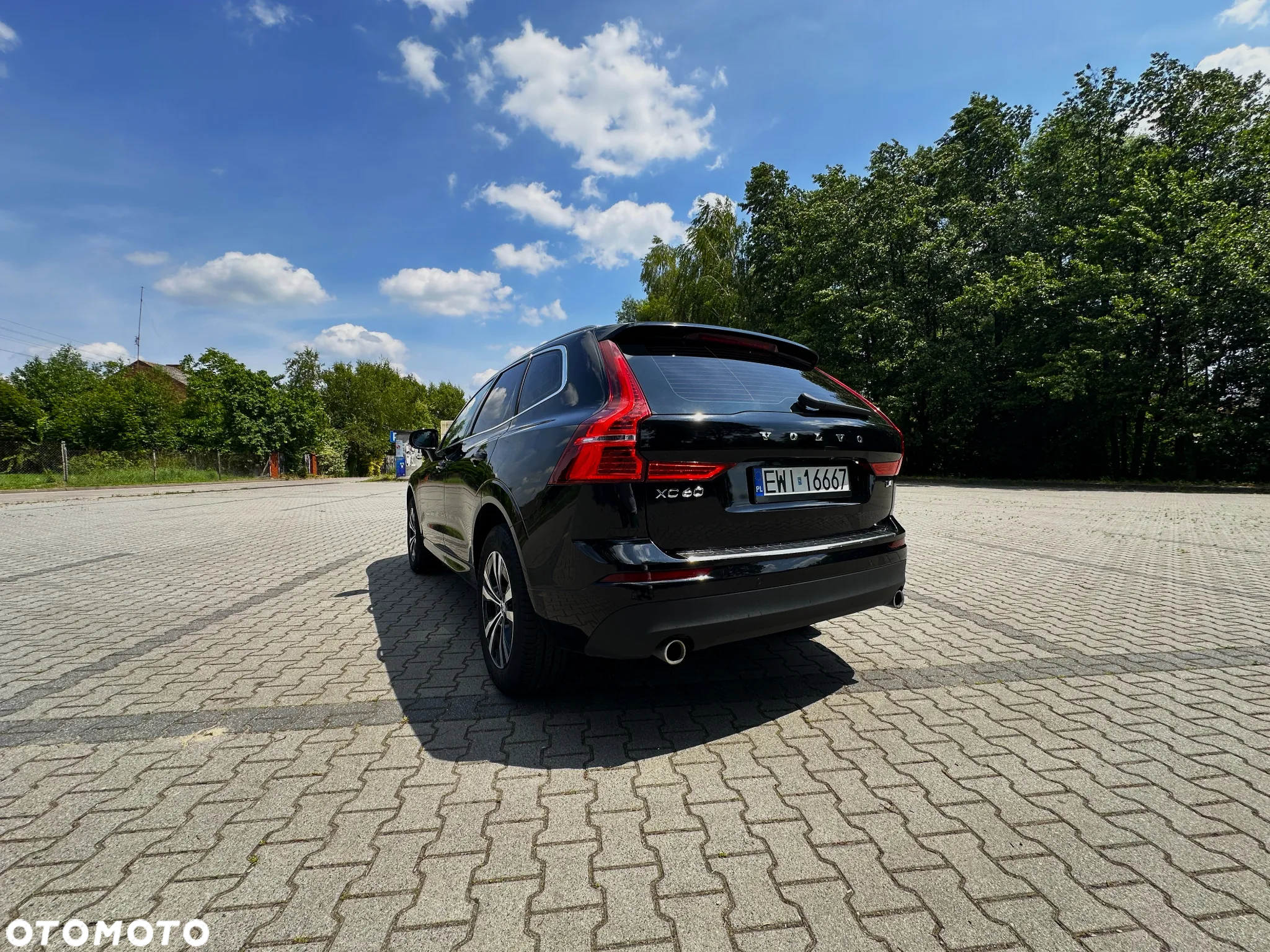 Volvo XC 60 D4 Momentum Pro - 19