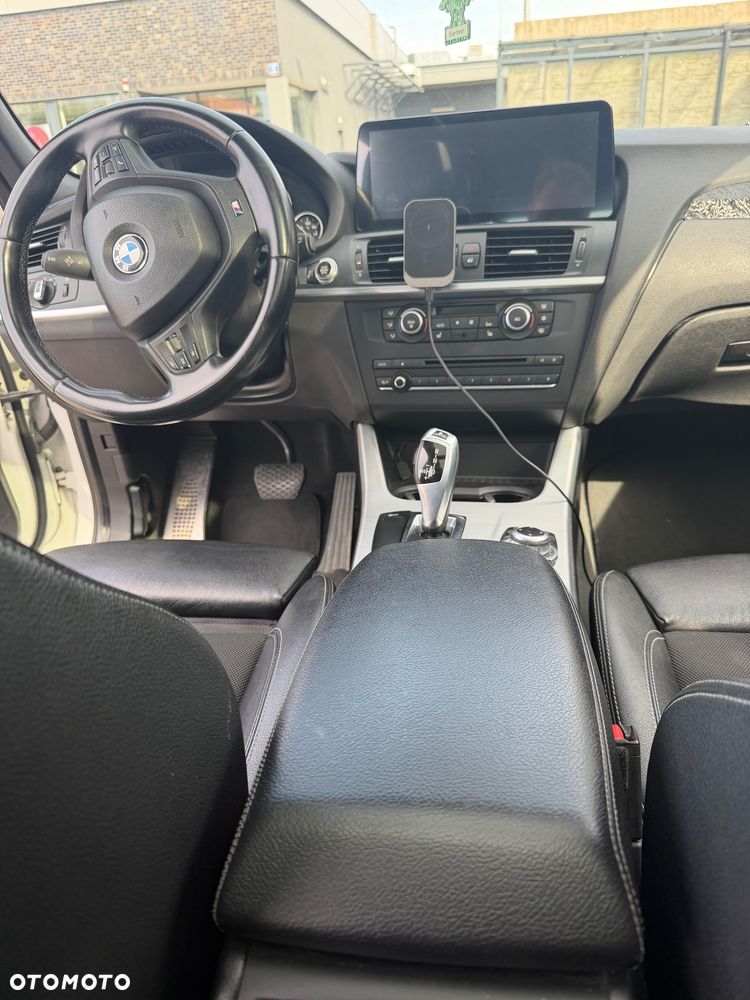 BMW X3 xDrive20d - 12