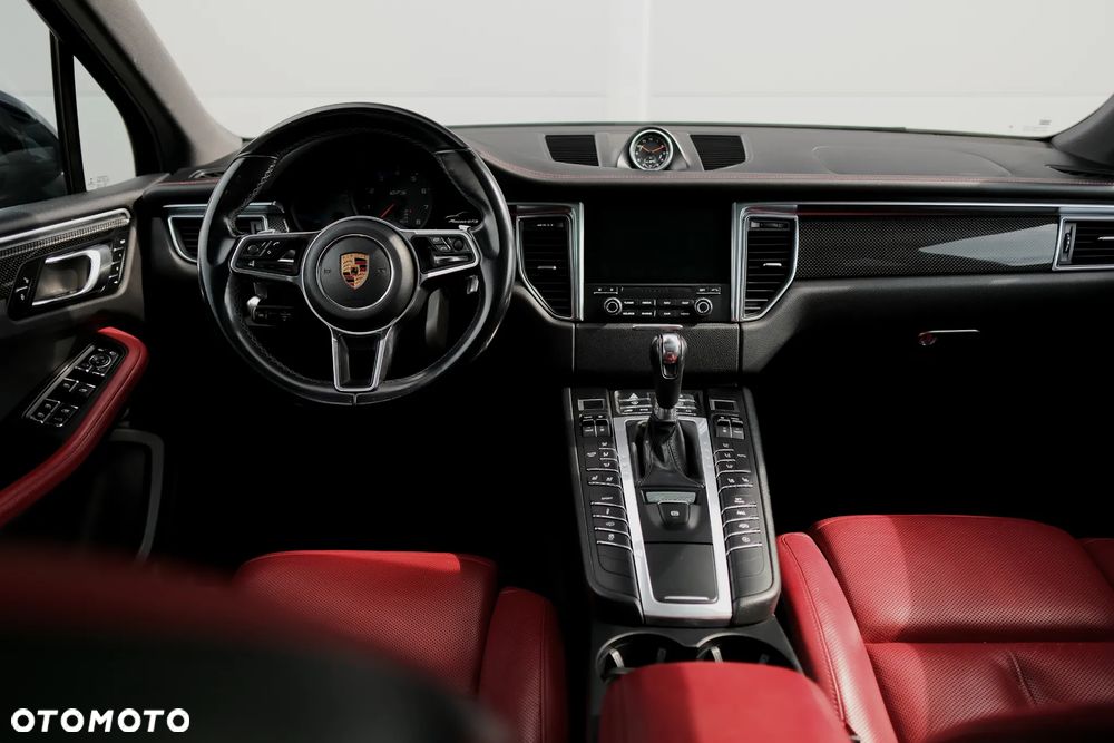 Porsche Macan GTS - 28
