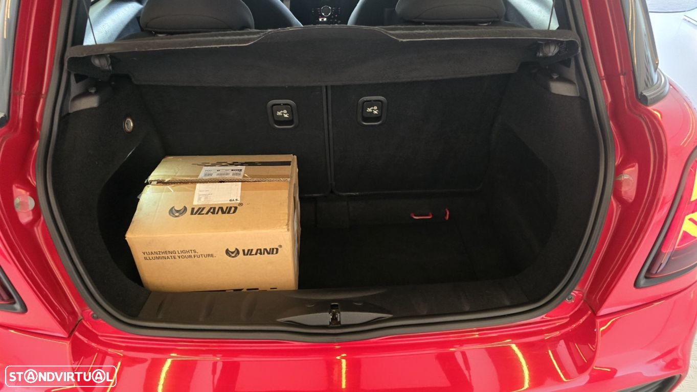 MINI 3 Portas Cooper D - 30