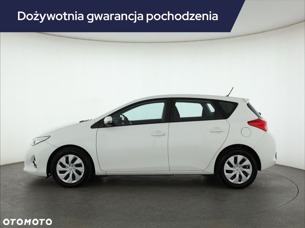 Toyota Auris - 4