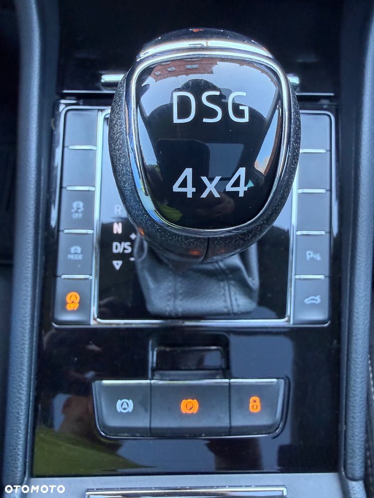 Skoda Superb 2.0 TDI 4x4 Ambition DSG - 33