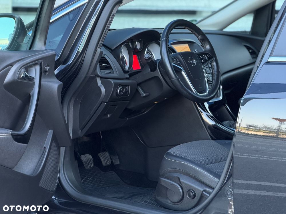 Opel Astra 1.6 CDTI Cosmo - 8