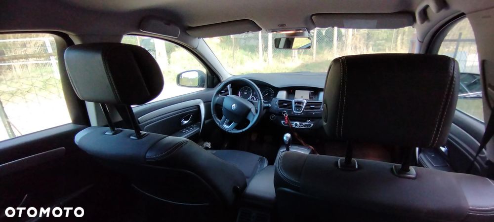 Renault Laguna 2.0 dCi Tech Run - 8