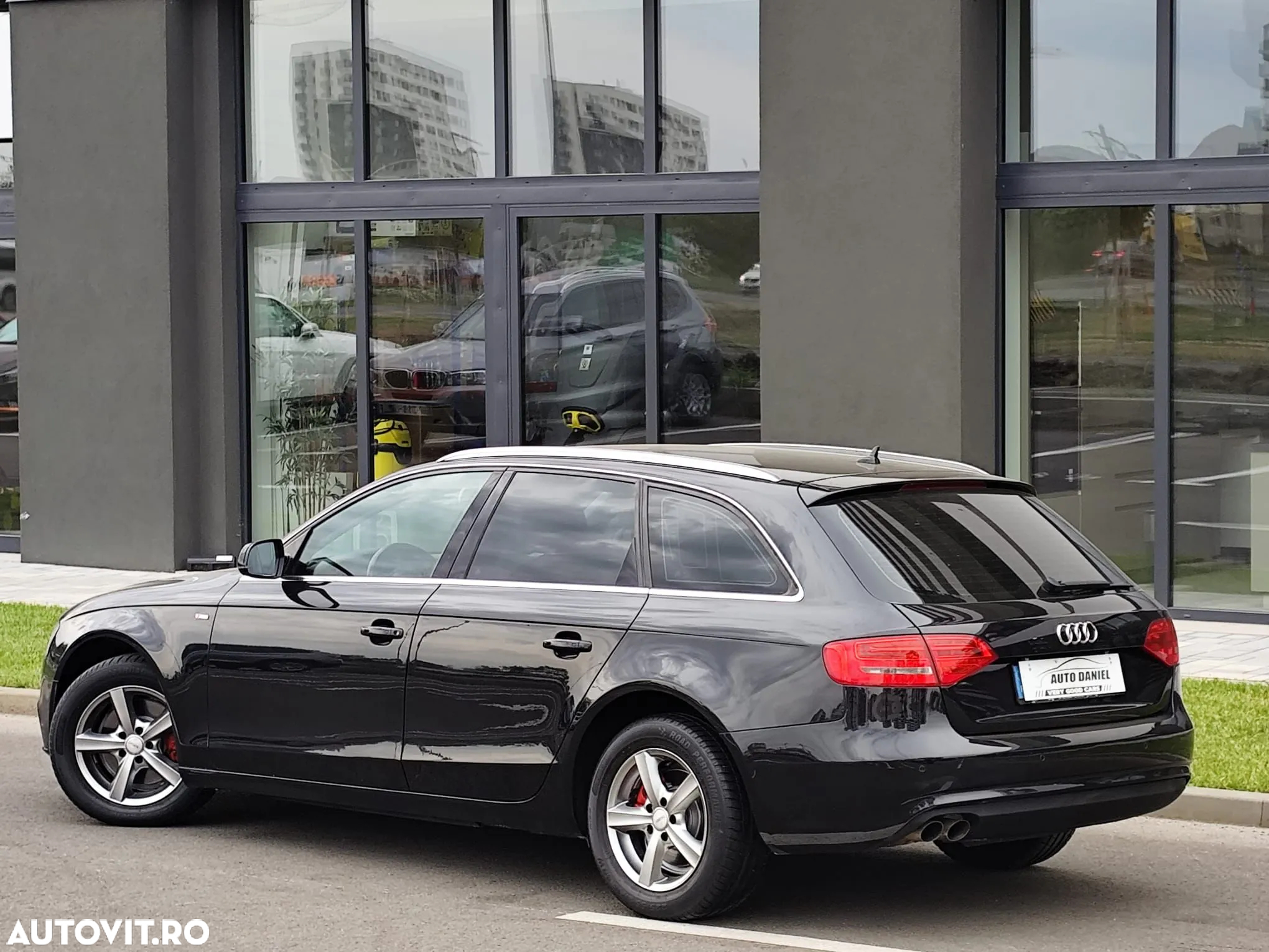 Audi A4 - 4