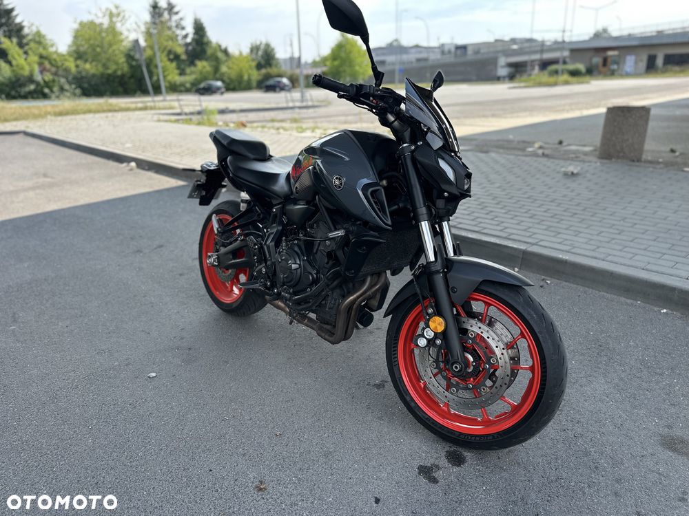 Yamaha MT - 12