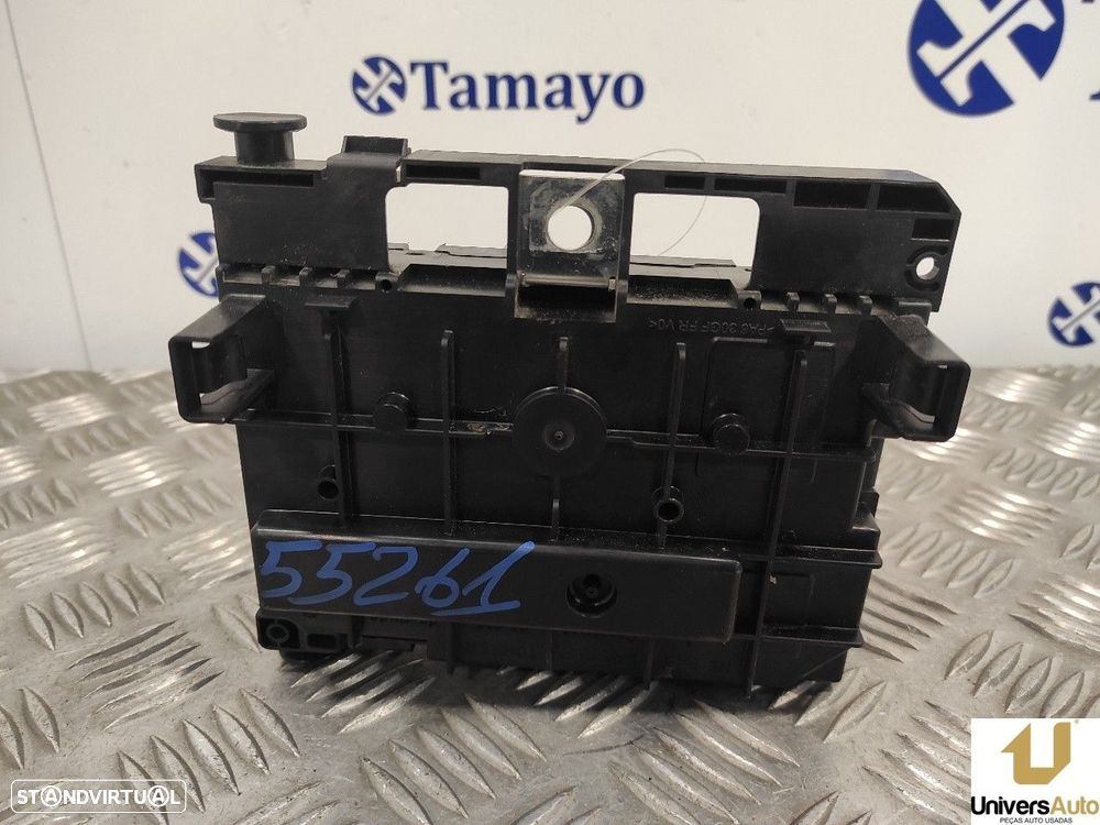 CAIXA RELÉS / FUSÍVEIS PEUGEOT 5008 2013 -9675877980 - 3