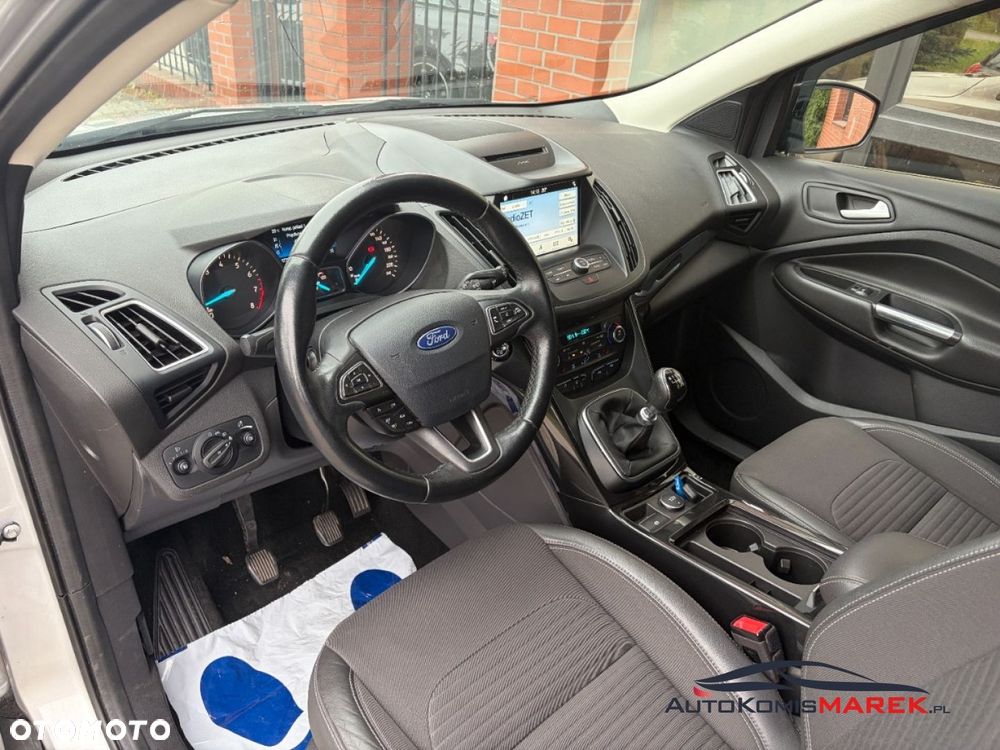 Ford Kuga 1.5 EcoBoost 2x4 Trend - 8