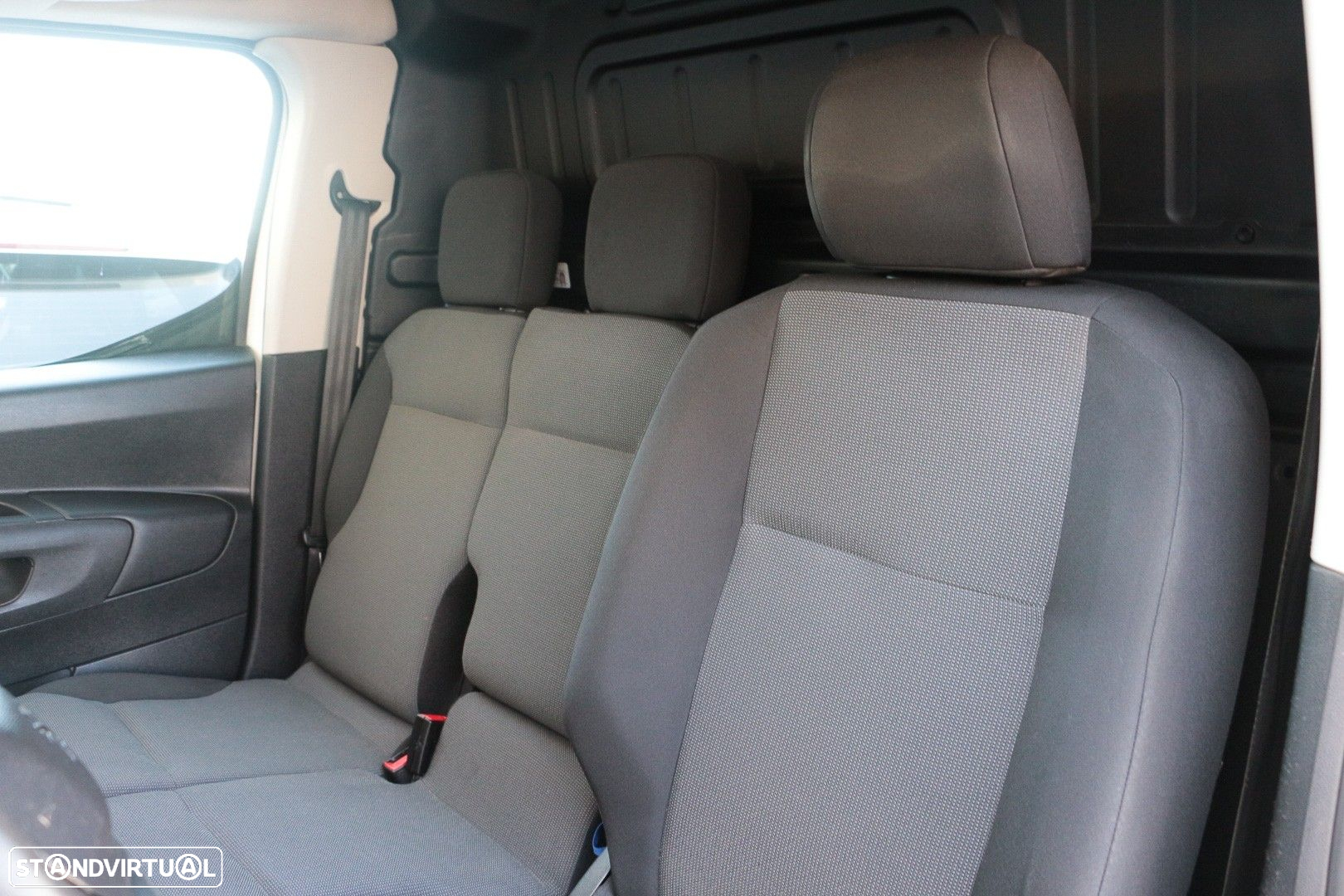 Peugeot Partner 1.6 BlueHDi L1 Premium 3L - 21