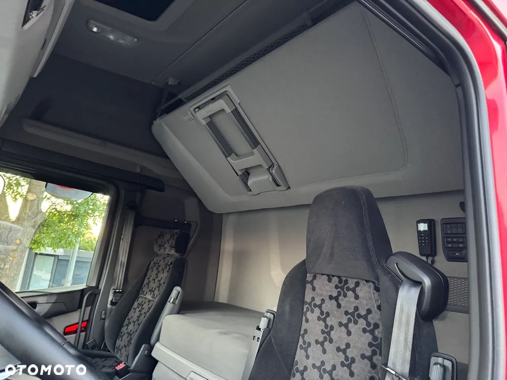 Scania S 450 / ACC / OBRACANY FOTEL / FULL LED / RETARDER / DUŻA NAVI / VIRTUAL KOKPIT / Z NIEMIEC - 27