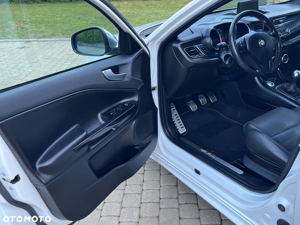 Alfa Romeo Giulietta 1.8 TBi 16V Quadrifoglio Verde - 7