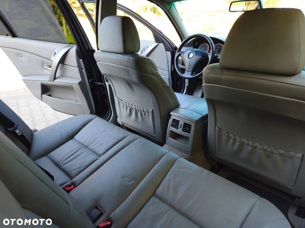 BMW Seria 5 - 24