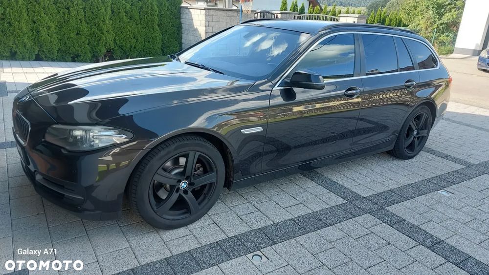 BMW Seria 5 520d Luxury Line - 2