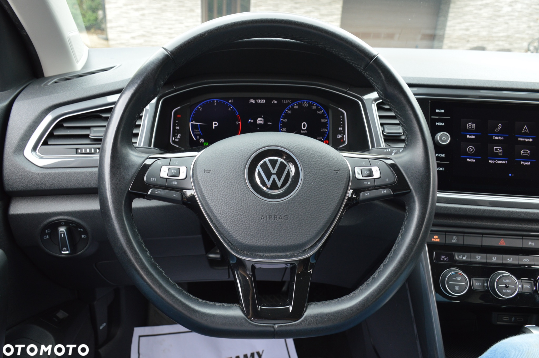 Volkswagen T-Roc 2.0 TDI SCR DSG Sport - 23