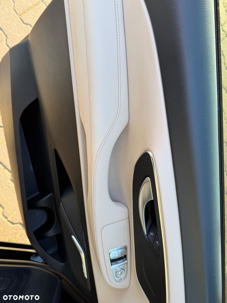 Mercedes-Benz Klasa V 250 d 4-Matic Avantgarde 7G-Tronic (d³ugi) - 19