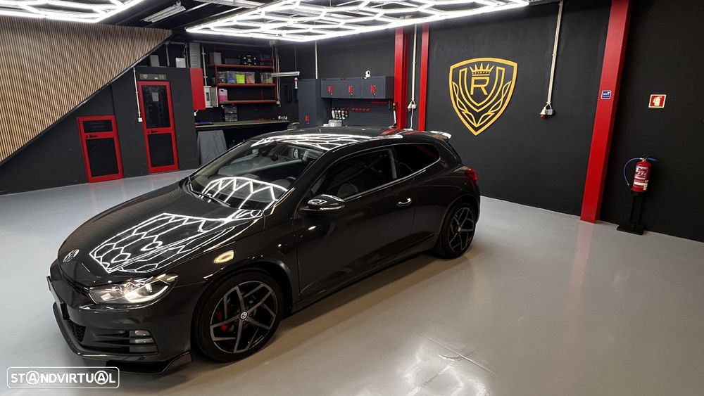 VW Scirocco 2.0 TDI Sport - 24