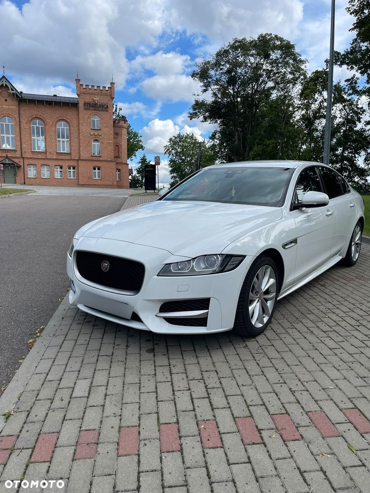 Jaguar XF 2.0 i4D R-Sport - 1