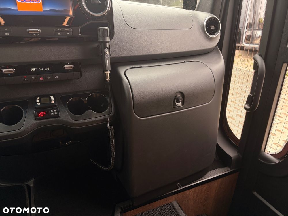 Mercedes-Benz Sprinter 519 - 35