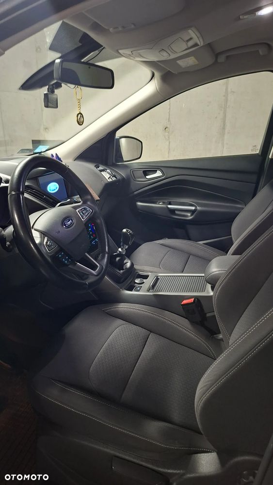 Ford Kuga 1.5 EcoBoost FWD Trend ASS MMT6 - 9