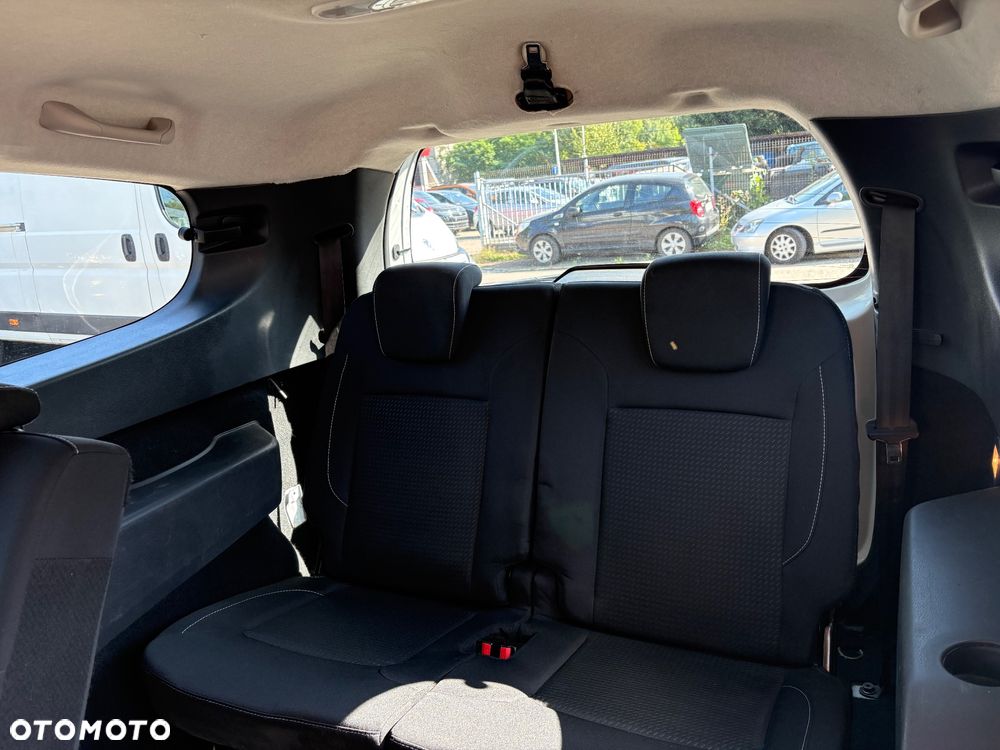 Dacia Lodgy 1.6 SCe Ambiance S&S - 8