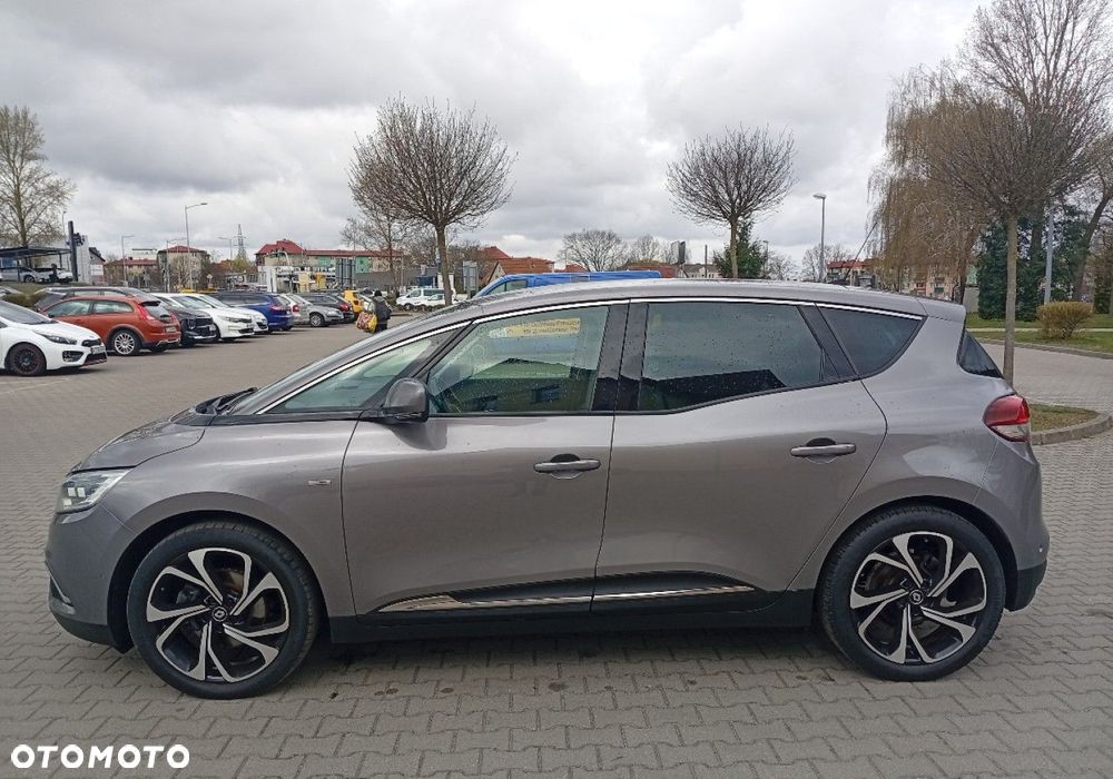 Renault Scenic - 11