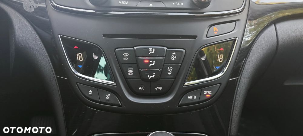 Opel Insignia 2.0 CDTI Cosmo - 26