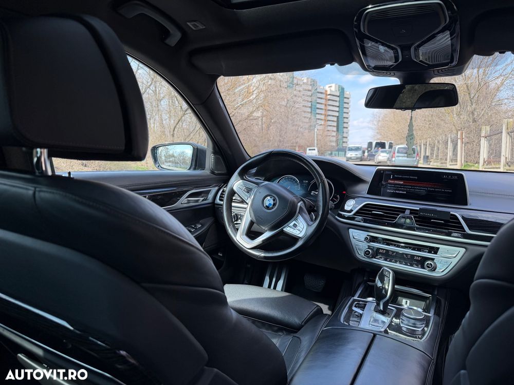 BMW Seria 7 740d xDrive - 14