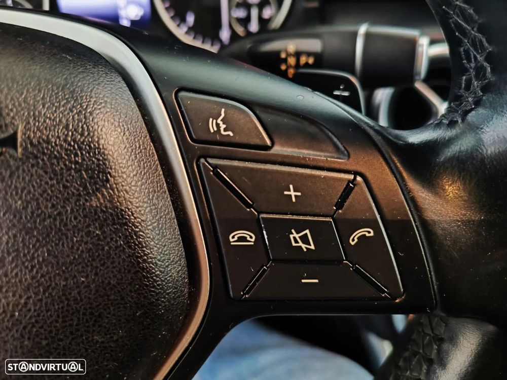 Mercedes-Benz A 180 CDI BE AMG Line Aut. - 24