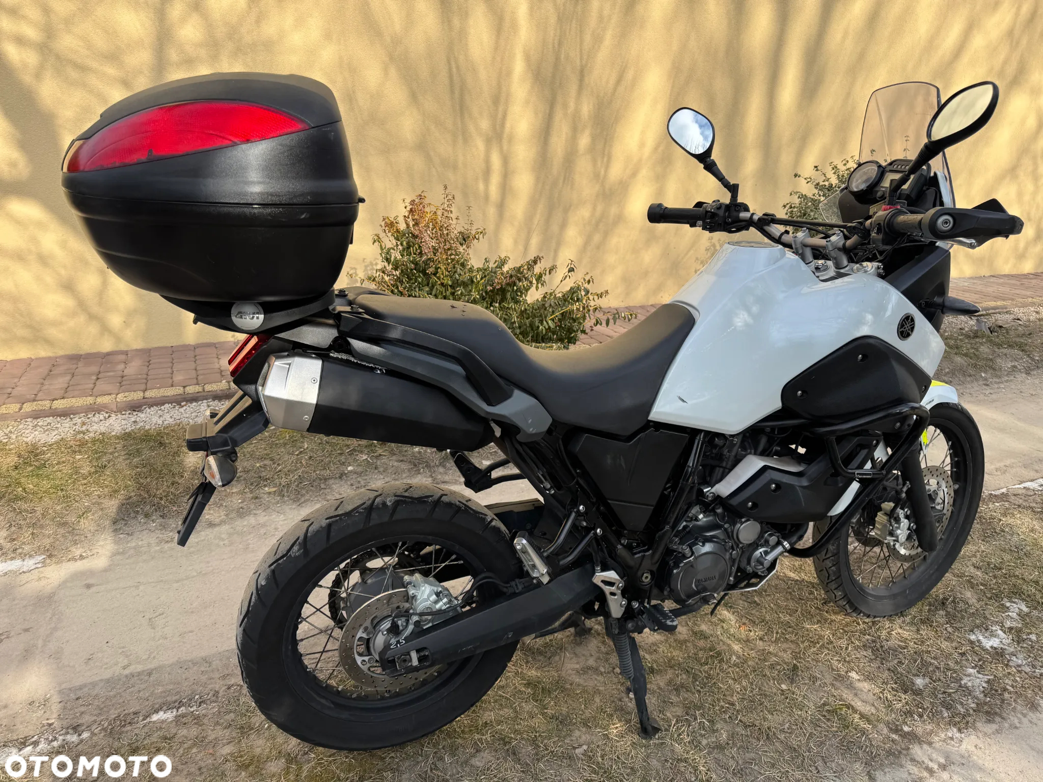 Yamaha XTZ - 9