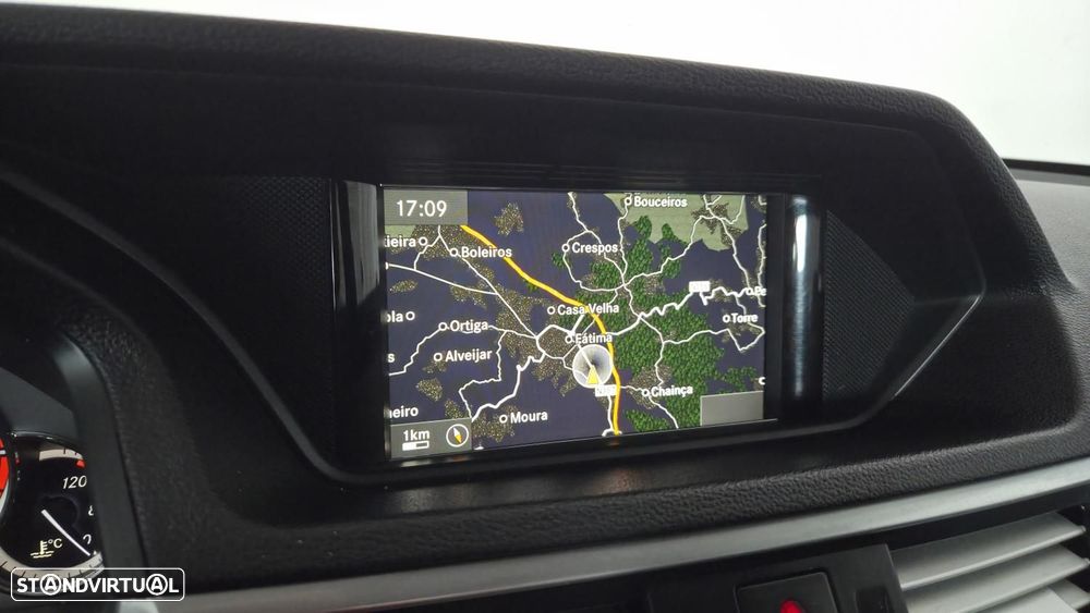 Mercedes-Benz E 220 CDi Avantgarde BlueEfficiency Auto - 17