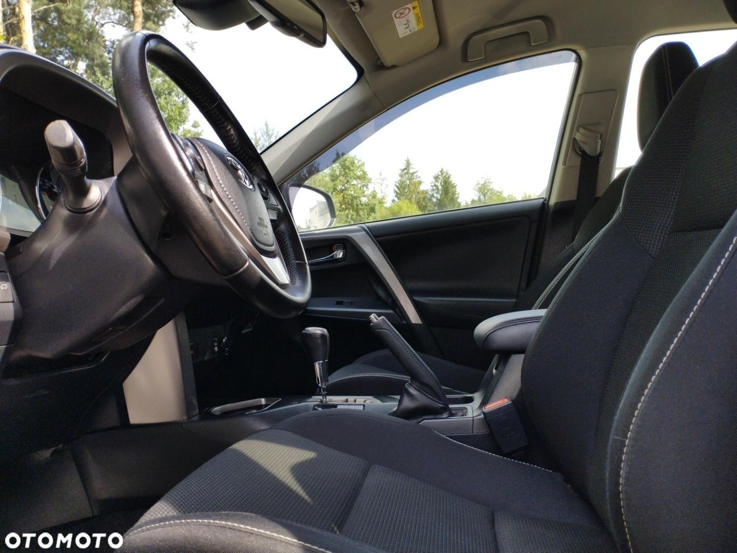 Toyota RAV4 - 12