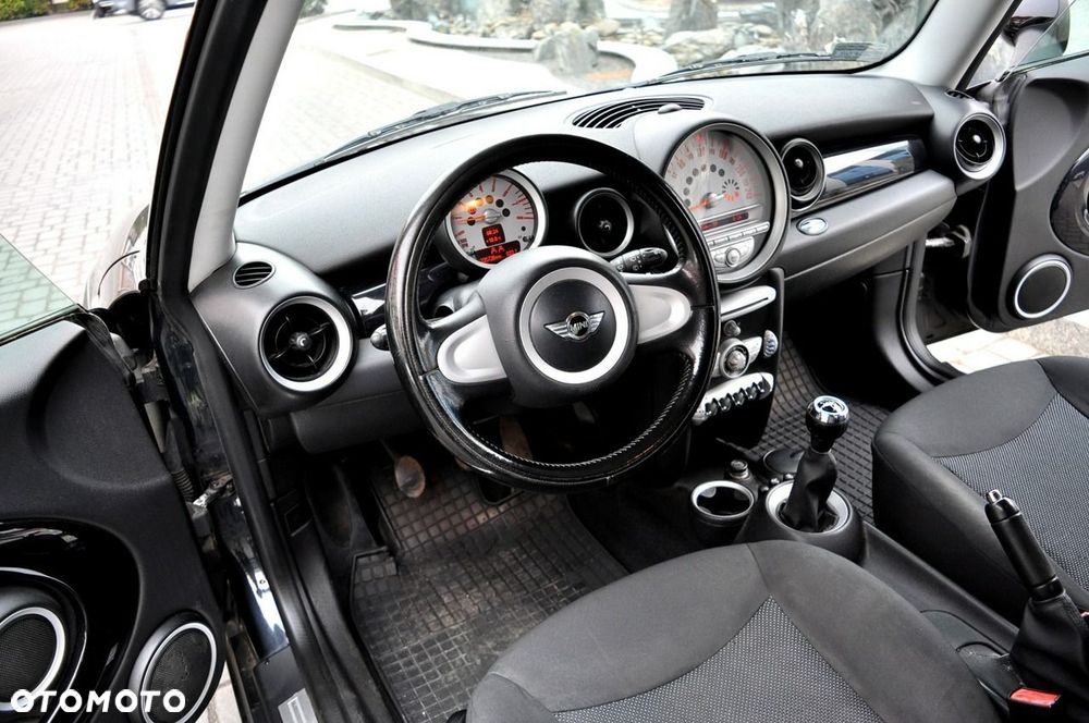 MINI ONE - 6