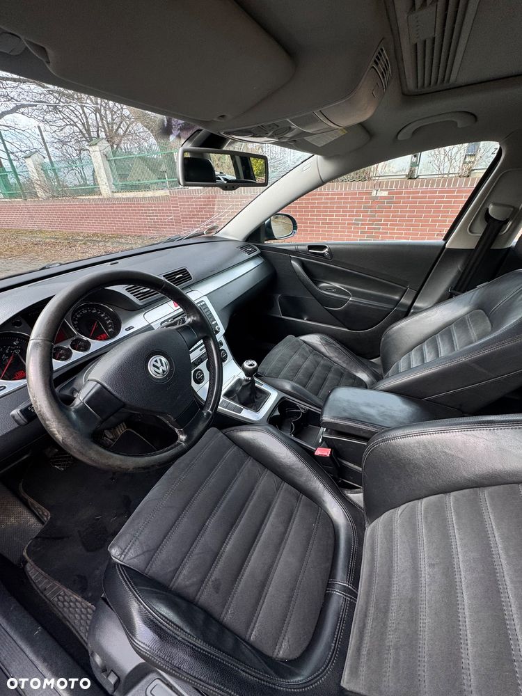 Volkswagen Passat 2.0 TDI DPF Individual - 5